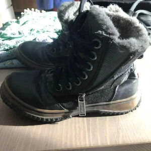 Boy  Pajar winter boots